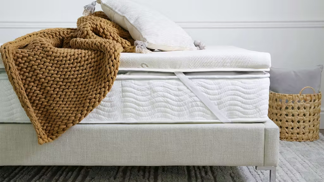 Saatva Graphite Memory Foam Mattress Topper Review 650